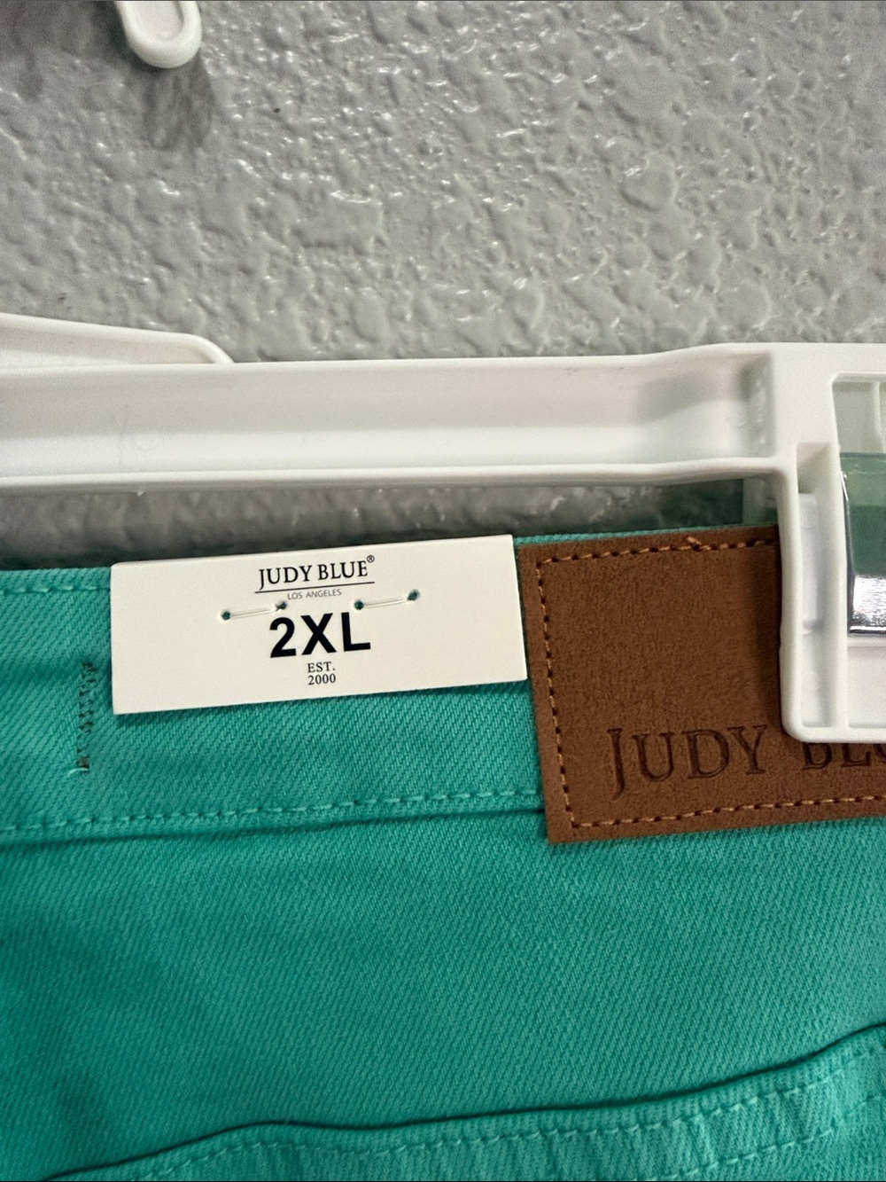 Judy Blue Women's Aquamarine Frayed Hem Casual Shorts size 2XL - Picture 3 of 8